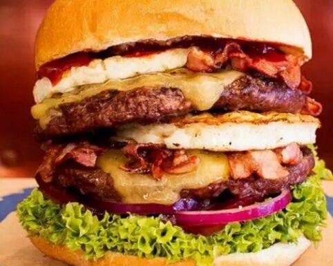 hamburguesa como alimento poco saludable para la potencia